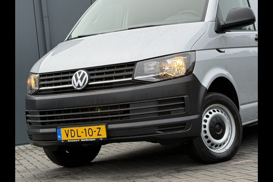 Volkswagen Transporter 2.0 TDI 150 PK / L2H1 / 1e EIG. / IMPERIAAL / TREKHAAK / AIRCO / CRUISE / PDC