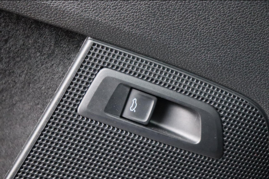 Škoda Kodiaq 1.5 TSI Sportline Business org.NL el.trekhaak+klep stuur+stoelverw.