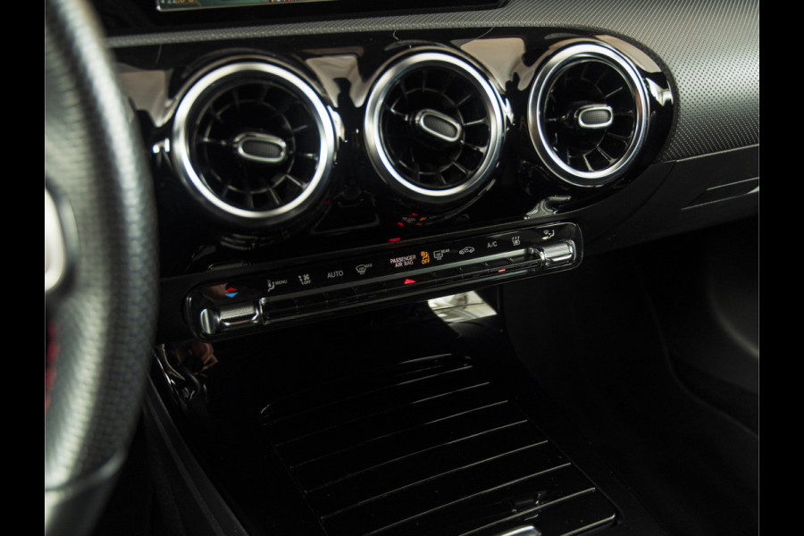 Mercedes-Benz CLA-Klasse Shooting Brake 250 e AMG Line