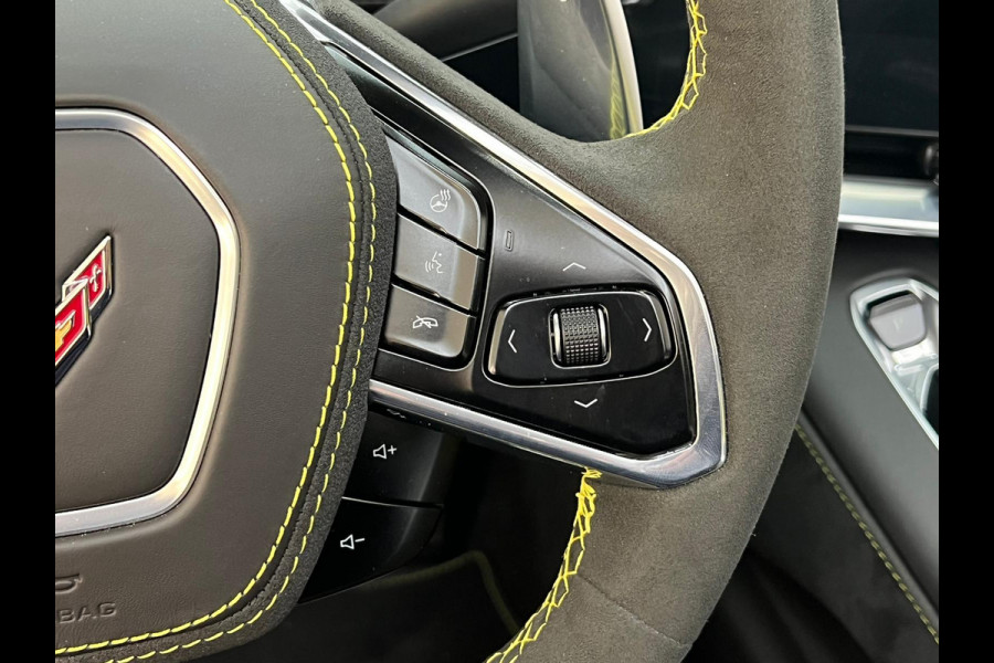 Chevrolet Corvette C8.R Convertible Carbon Pack