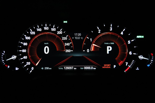 BMW X3 XDrive30i M Sport / PANO / HUD / LIVE COCKPIT / CAMERA / DEALER SERVICE