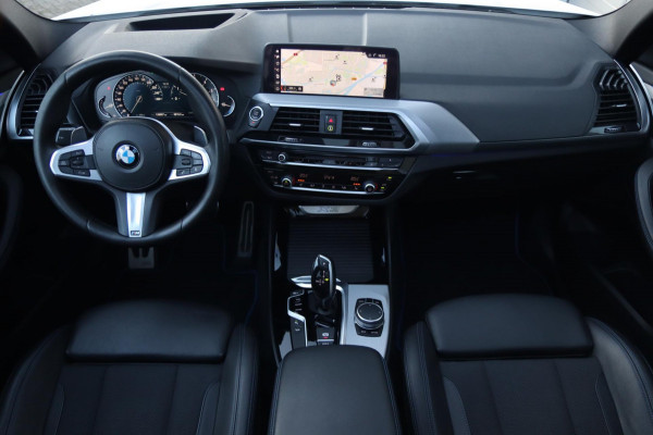 BMW X3 XDrive30i M Sport / PANO / HUD / LIVE COCKPIT / CAMERA / DEALER SERVICE