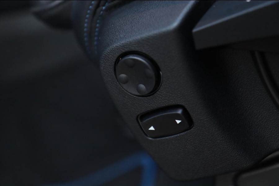 BMW X3 XDrive30i M Sport / PANO / HUD / LIVE COCKPIT / CAMERA / DEALER SERVICE