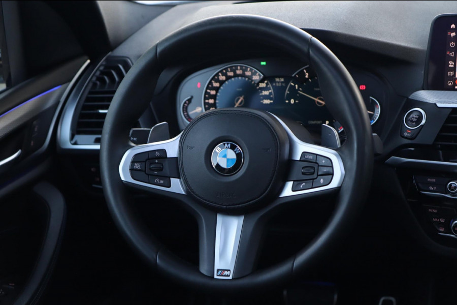 BMW X3 XDrive30i M Sport / PANO / HUD / LIVE COCKPIT / CAMERA / DEALER SERVICE