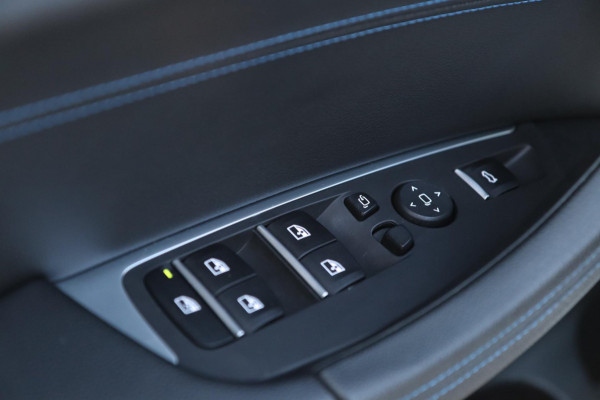 BMW X3 XDrive30i M Sport / PANO / HUD / LIVE COCKPIT / CAMERA / DEALER SERVICE