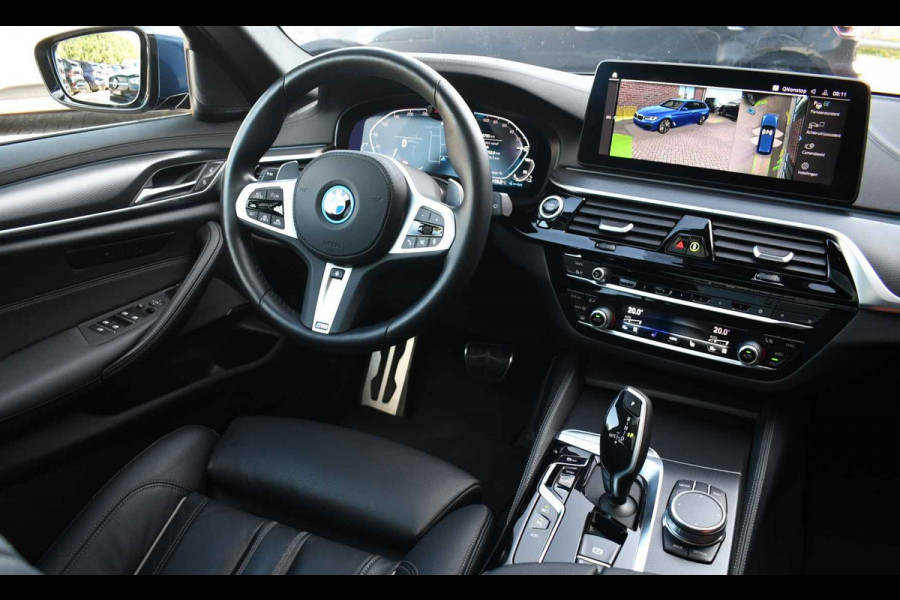 BMW 5 Serie 530e M-Sport Pano Trekh ACC HUD 360 Laser El-Klep