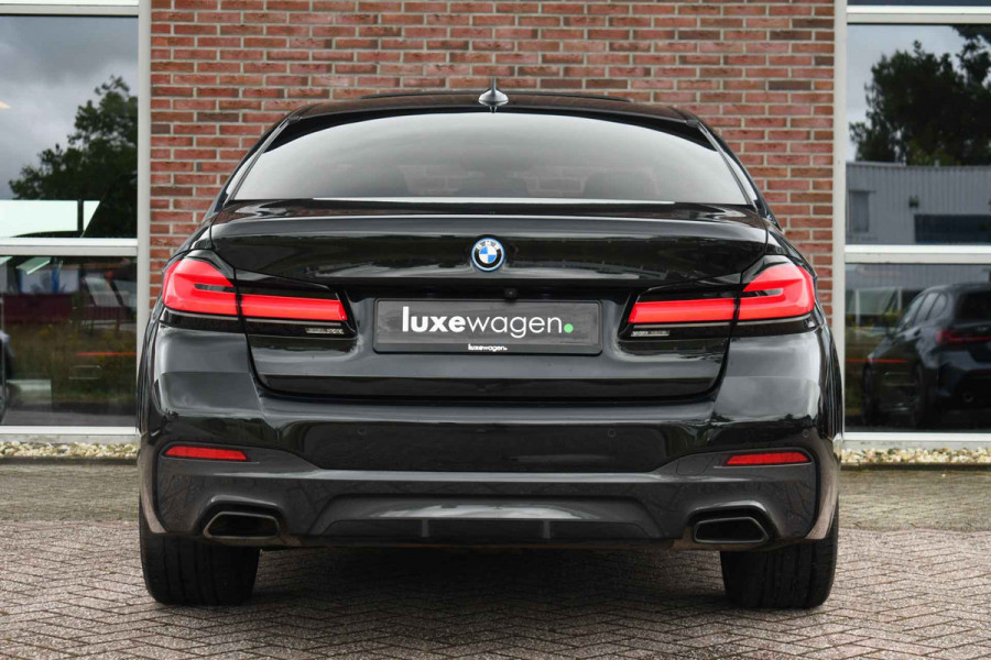 BMW 5 Serie 530e M-Sport Pano Trekh ACC HUD 360 Laser El-Klep