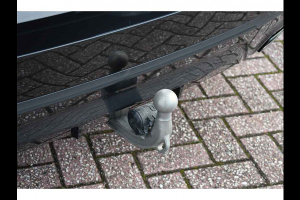 BMW 5 Serie 530e M-Sport Pano Trekh ACC HUD 360 Laser El-Klep