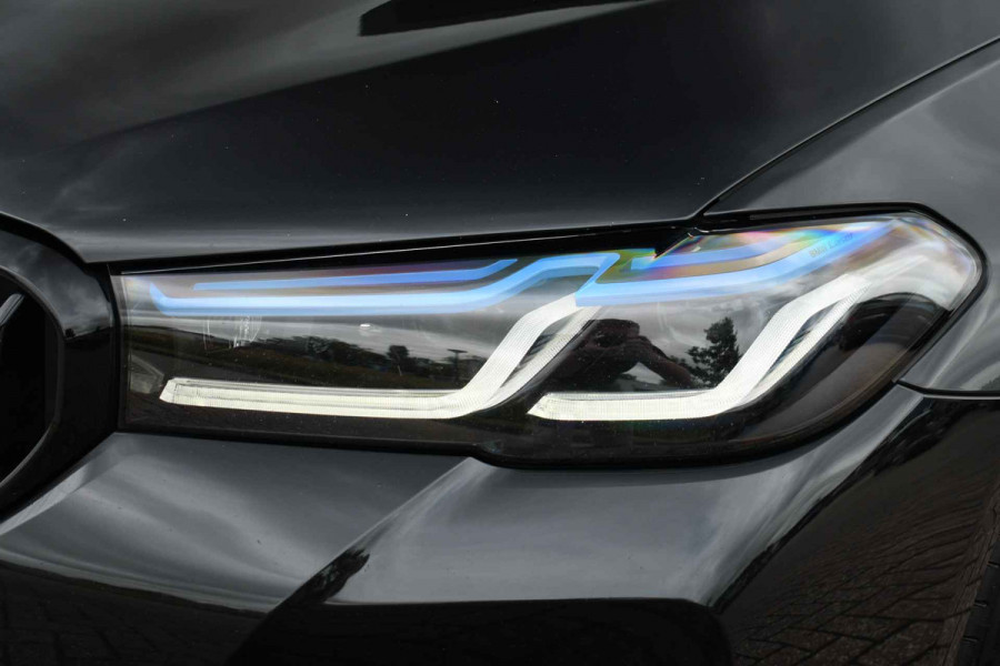 BMW 5 Serie 530e M-Sport Pano Trekh ACC HUD 360 Laser El-Klep