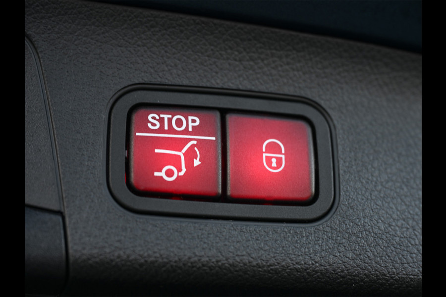 Mercedes-Benz GLA 250 e AMG Line · Panoramadak · Elektr. verst. stoelen · Ambiance sfeerverlichting · Stoelverwarming · Achteruitrijcamera ·