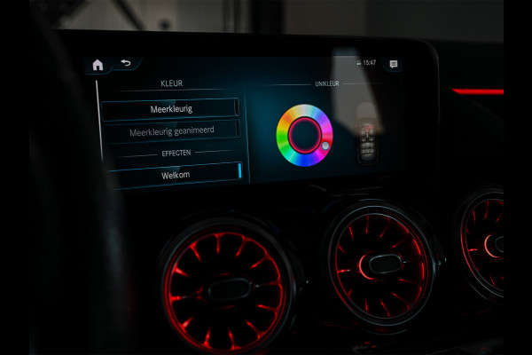 Mercedes-Benz GLA 250 e AMG Line · Panoramadak · Elektr. verst. stoelen · Ambiance sfeerverlichting · Stoelverwarming · Achteruitrijcamera ·