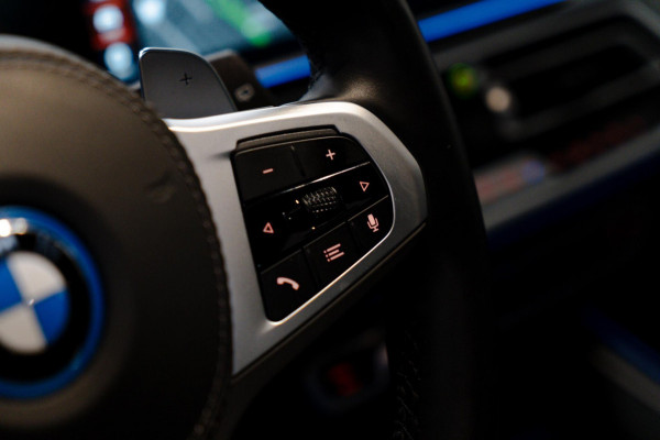 BMW X5 xDrive45e High Executive M-sport|Pano|Memory|Luchtvering|Leder|22 inch|