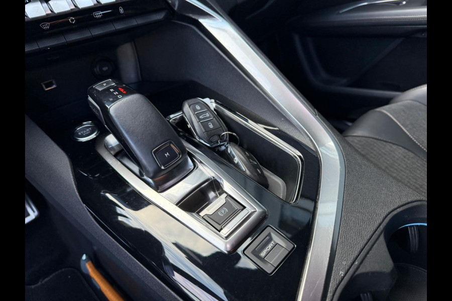 Peugeot 3008 1.6 e-THP GT Line NAVI | CARPLAY | CAMERA | PDC | AUTOMAAT | NWE APK