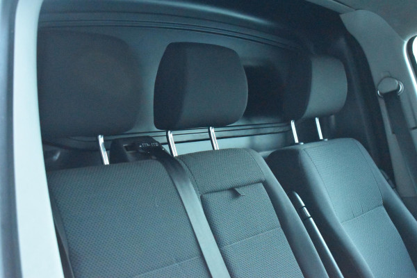Volkswagen Transporter 2.0 TDI L2H1 Highline Carplay Trekhaak Cruise Navi