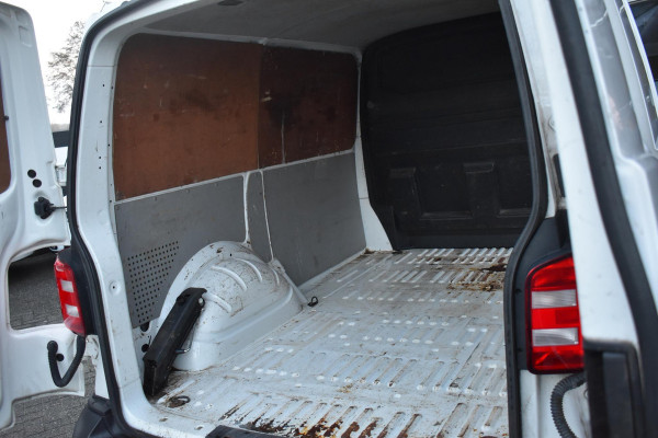 Volkswagen Transporter 2.0 TDI L2H1 Highline Carplay Trekhaak Cruise Navi