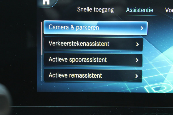 Mercedes-Benz EQA 250 AMG Line 67 kWh SOh 96,3% SFEER NAVI LED 43000KM!!!