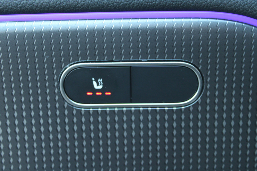 Mercedes-Benz EQA 250 AMG Line 67 kWh SOh 96,3% SFEER NAVI LED 43000KM!!!