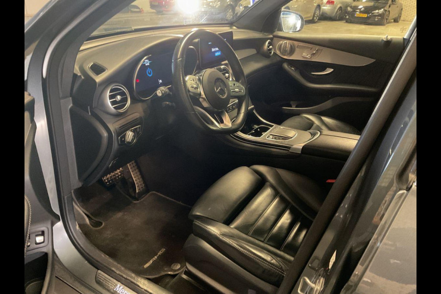 Mercedes-Benz GLC 300e 4MATIC Premium | Panoramadak | Trekhaak | Burmester audio | Leder | Stoelverwarming | Geheugenstoelen