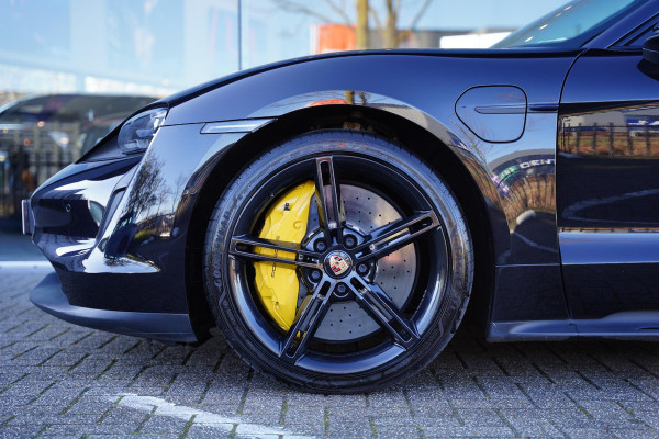 Porsche Taycan 4S Performance 84 kWh / €162k Nieuw / XPEL / PCCB / Burmester