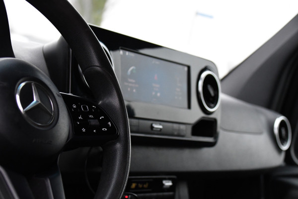 Mercedes-Benz Sprinter 319 V6 3.0 CDI L3H2 Black Edition Camera, Cruise, Carplay, LED, 10,5'' Mbux, 3500kg Trekhaak, Automaat, 190pk, Uniek!