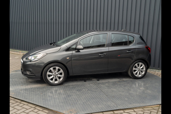 Opel Corsa 1.4 90Pk Favourite | Trekhaak afnb. | Navi | Apple Carplay/ Android Auto | Prijs Rijklaar!!