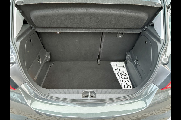 Opel Corsa 1.4 90Pk Favourite | Trekhaak afnb. | Navi | Apple Carplay/ Android Auto | Prijs Rijklaar!!