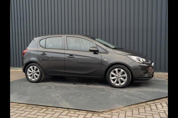 Opel Corsa 1.4 90Pk Favourite | Trekhaak afnb. | Navi | Apple Carplay/ Android Auto | Prijs Rijklaar!!