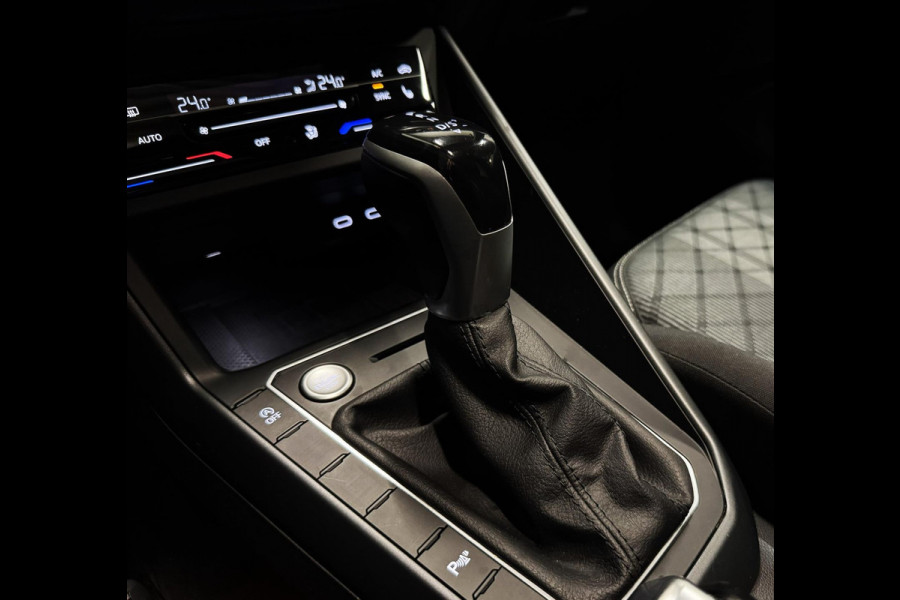 Volkswagen Taigo 1.0 TSI DSG 3x R-Line|PANO|VIRTUAL|KEYLESS|SFEER|IQ