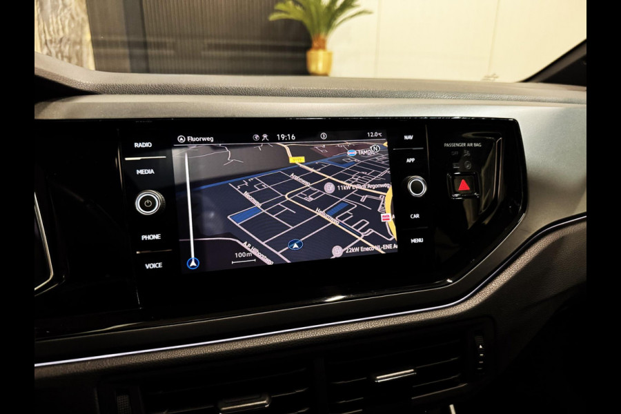 Volkswagen Taigo 1.0 TSI DSG 3x R-Line|PANO|VIRTUAL|KEYLESS|SFEER|IQ