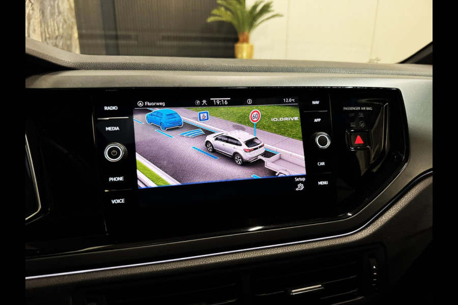 Volkswagen Taigo 1.0 TSI DSG 3x R-Line|PANO|VIRTUAL|KEYLESS|SFEER|IQ