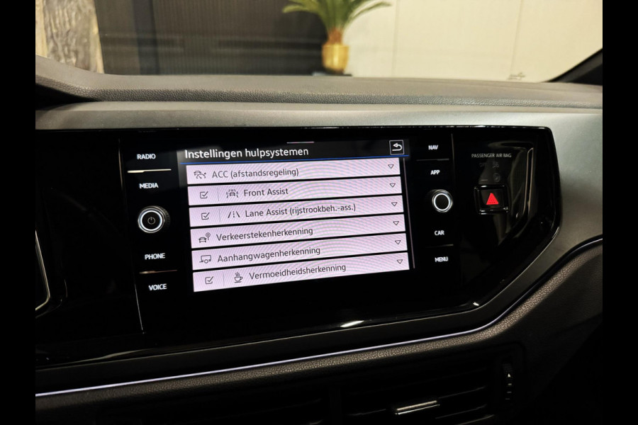 Volkswagen Taigo 1.0 TSI DSG 3x R-Line|PANO|VIRTUAL|KEYLESS|SFEER|IQ