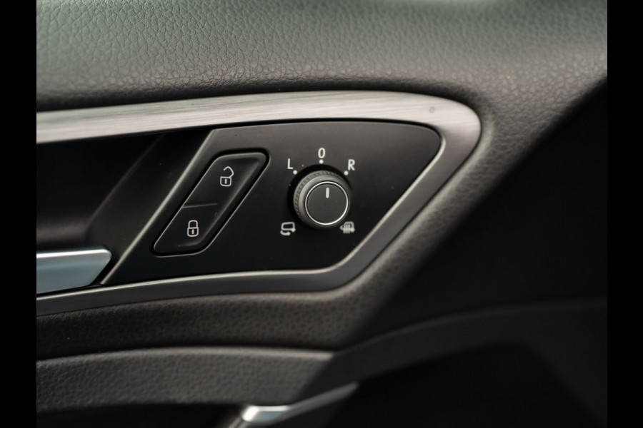 Volkswagen Golf Variant 1.5 TSI Comfortline Business | Camera | Trekhaak | Stoelverw. | Prijs Rijklaar!!