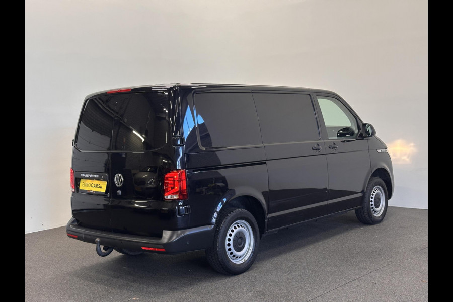 Volkswagen Transporter 2.0 TDI L1H1 110 pk Airco Cruise Control Trekhaak Navi