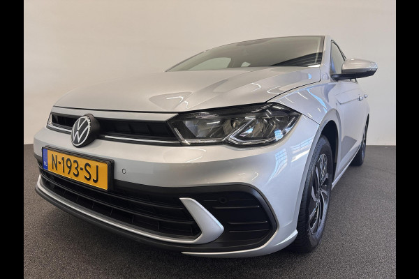 Volkswagen Polo 1.0 TSI Life Airco Caplay Navi Cruise Control Full LED PDC Voor/Achter 15" LM Velgen