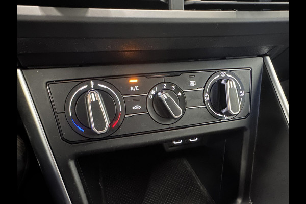 Volkswagen Polo 1.0 TSI Life Airco Caplay Navi Cruise Control Full LED PDC Voor/Achter 15" LM Velgen