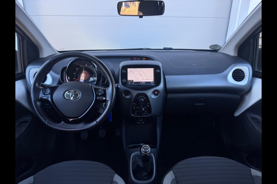 Toyota Aygo 1.0 VVT-i x-joy Navi/Camera/Xenon