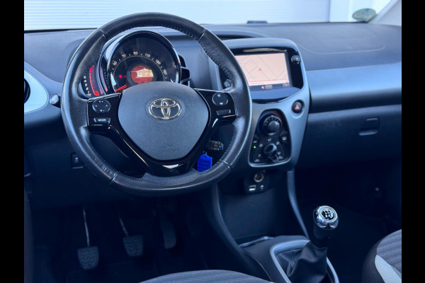 Toyota Aygo 1.0 VVT-i x-joy Navi/Camera/Xenon