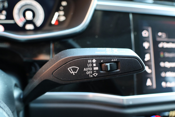 Audi Q3 35 TFSI Pro Line | Panoramadak | ACC | Side Assist | Lane Assist | Stoelverwarming | Camera | CarPlay | Keyless Go | Virtual Cockpit | F1 Flippers | Inc BTW | Nieuwe APK