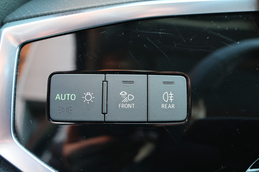 Audi Q3 35 TFSI Pro Line | Panoramadak | ACC | Side Assist | Lane Assist | Stoelverwarming | Camera | CarPlay | Keyless Go | Virtual Cockpit | F1 Flippers | Inc BTW | Nieuwe APK