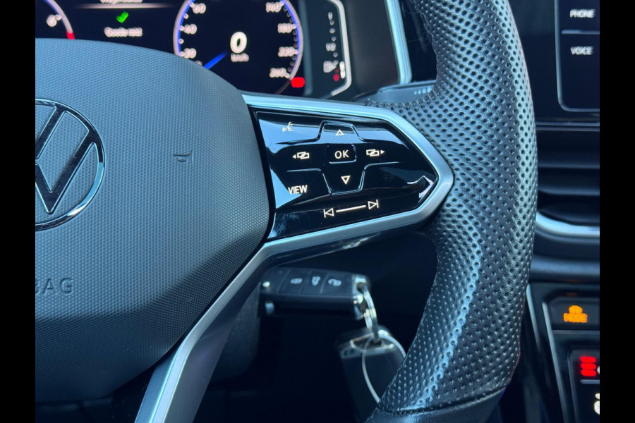 Volkswagen T-Roc 1.5 TSI R-Line Pano/Camera/Blindspot