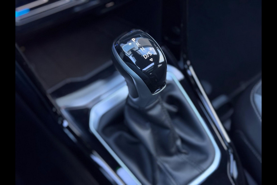 Volkswagen T-Roc 1.5 TSI R-Line Pano/Camera/Blindspot