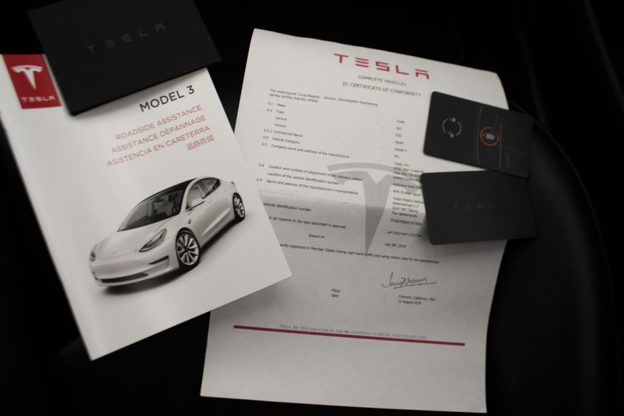 Tesla Model 3 Performance AWD 75 kWh Pano/leder