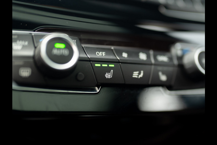 BMW X1 sDrive20i High Executive | Trekhaak afnb. | Panodak | Head Up | Camera | Elk. A-klep | Leder | Prijs Rijklaar!!