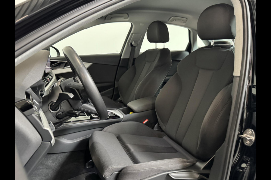 Audi A4 Limousine 35 TFSI Launch edition Business Automaat Navigatie Climate Control Trekhaak