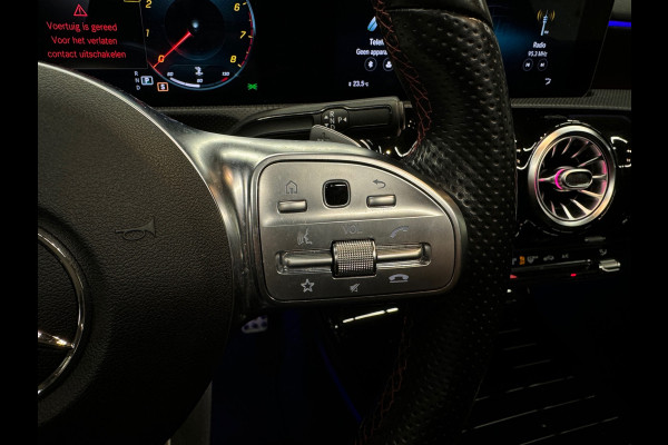 Mercedes-Benz A-Klasse 200 AMG Pano|Night|Sfeer|Burm|A35 Pack