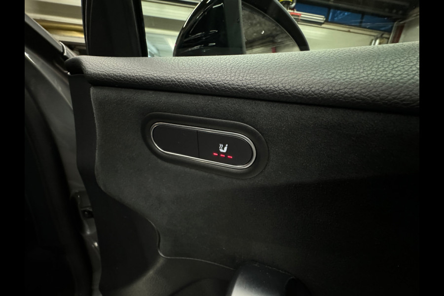 Mercedes-Benz A-Klasse 200 AMG Pano|Night|Sfeer|Burm|A35 Pack