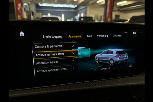 Mercedes-Benz A-Klasse 200 AMG Pano|Night|Sfeer|Burm|A35 Pack