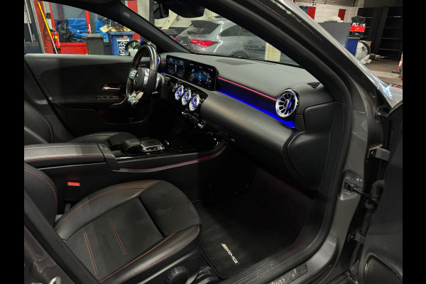 Mercedes-Benz A-Klasse 200 AMG Pano|Night|Sfeer|Burm|A35 Pack