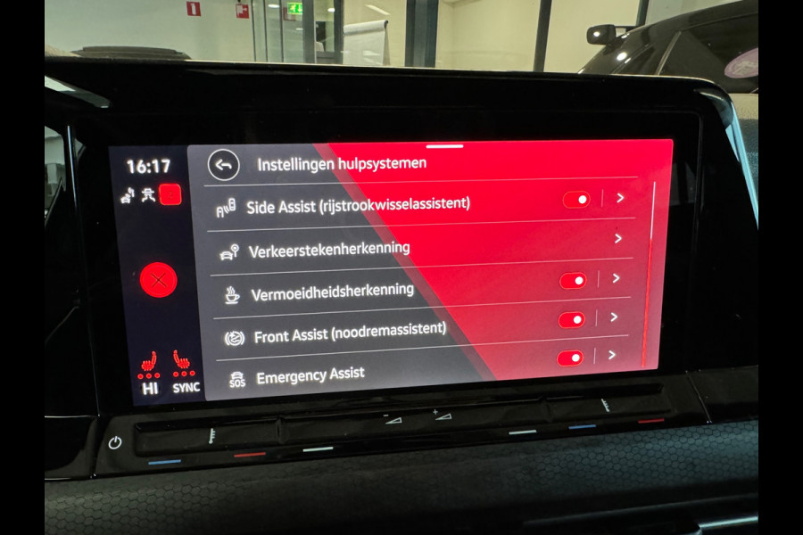 Volkswagen Golf 2.0 TSI GTI Pano|H/K|Keyless|IQ|Mistlampen