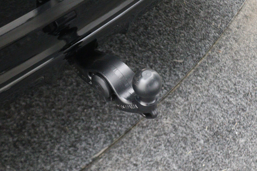 Porsche Cayenne 3.0 E-Hybrid Platinum Edition Sport Chrono Plus, Panoramadak, Luchtvering, Trekhaak, BOSE, 21"